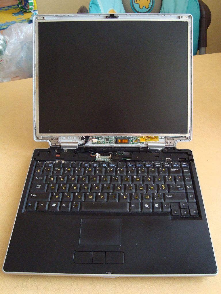 LCD screen panel in ASUS M-3 laptop